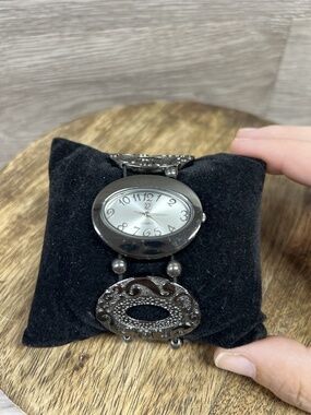 VTG New York and Company Gun Metal Toned Stainless Steel Watch Needs Battery